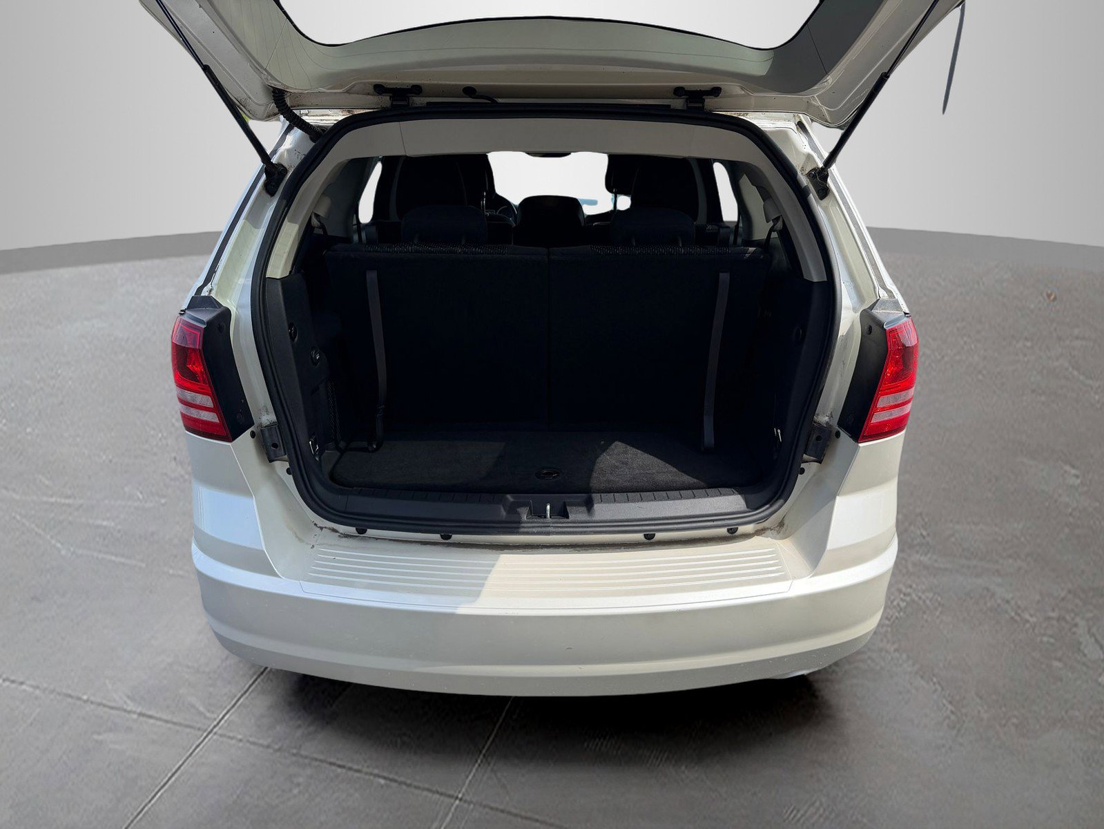 Used 2018 Dodge Journey SE w/ Connectivity Group image 8