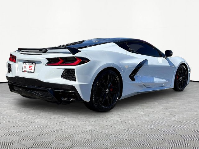 Used 2023 Chevrolet Corvette Stingray Coupe w/ Z51 Performance Package RWD image 7