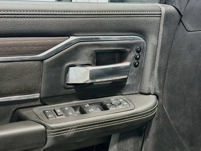 Used 2025 RAM 2500 Laramie AWD/4WD image 15