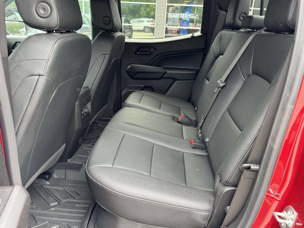 Used 2025 Chevrolet Colorado Trail Boss AWD/4WD image 18