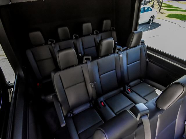 Used 2020 Mercedes-Benz Sprinter 2500 image 28