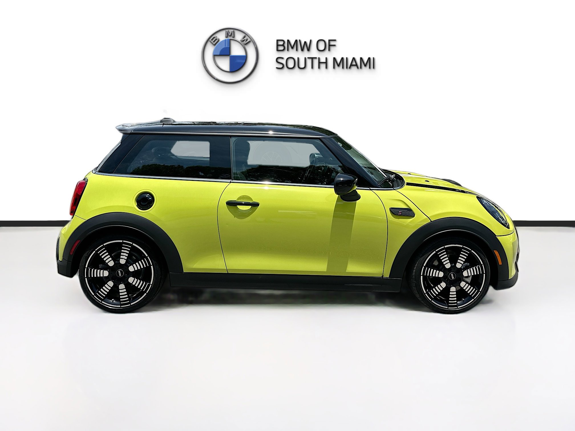 Certified 2023 MINI Cooper S FWD image 8