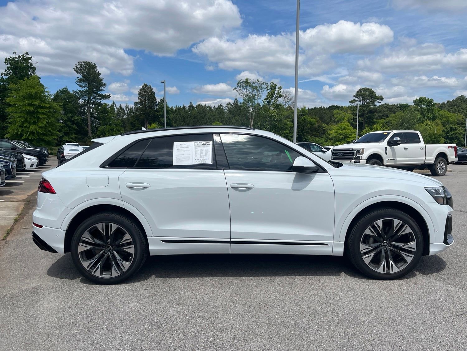 Used 2025 Audi Q8 Premium Plus w/ Premium Plus Package AWD/4WD image 4