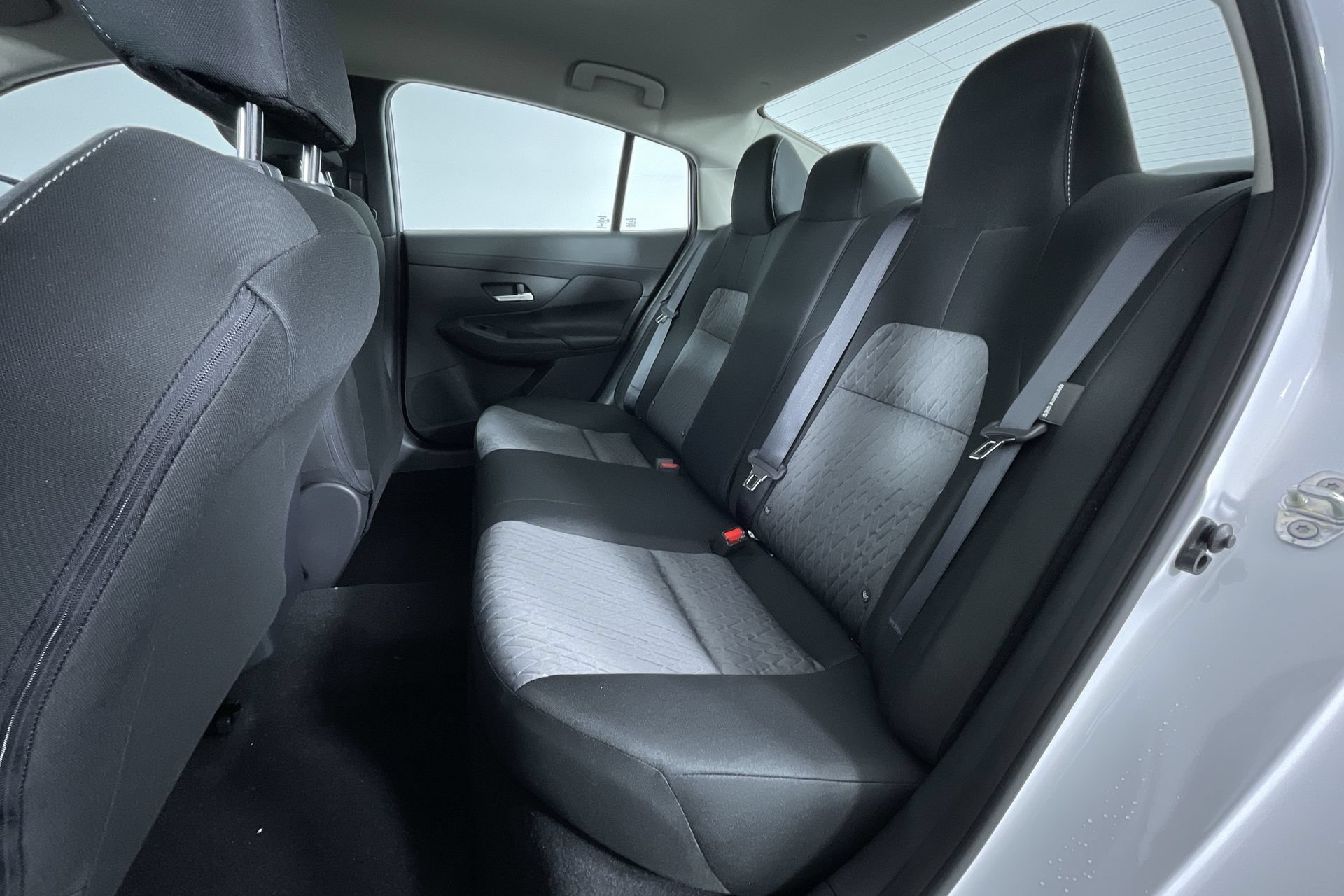 New 2027 Nissan Sentra SV w/ SV Convenience Package FWD image 22
