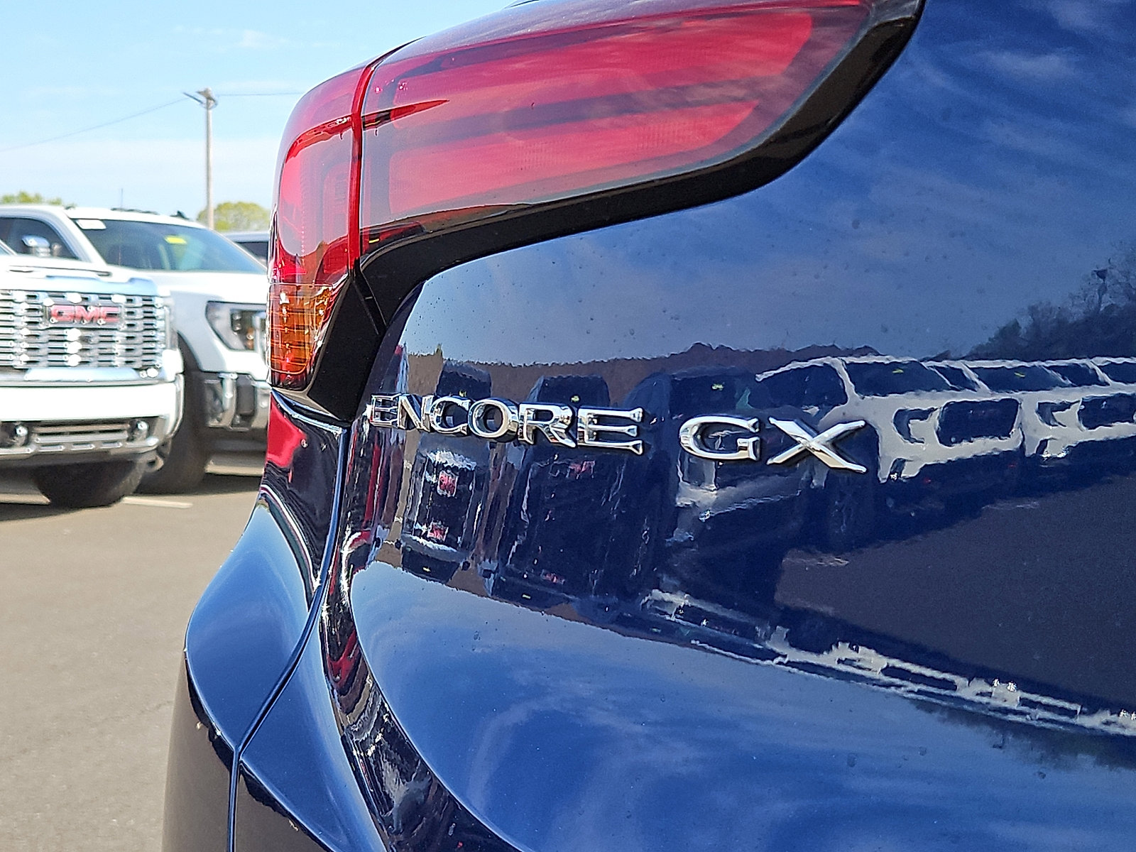 Certified 2023 Buick Encore GX Select w/ Safety Package II FWD image 30