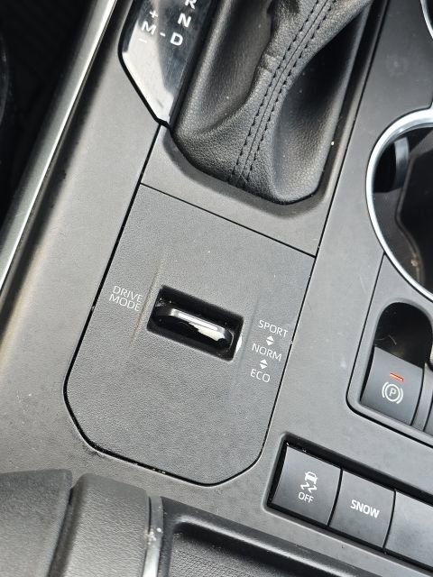 Used 2021 Toyota Highlander XSE image 41