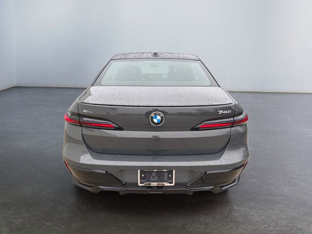 New 2026 BMW 740i xDrive image 15