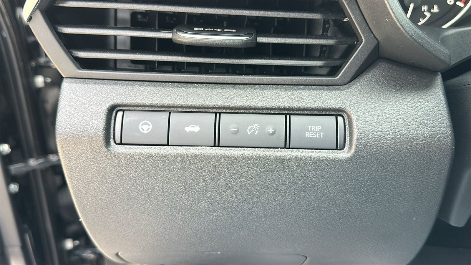 Certified 2023 Nissan Altima 2.5 SL AWD/4WD image 15