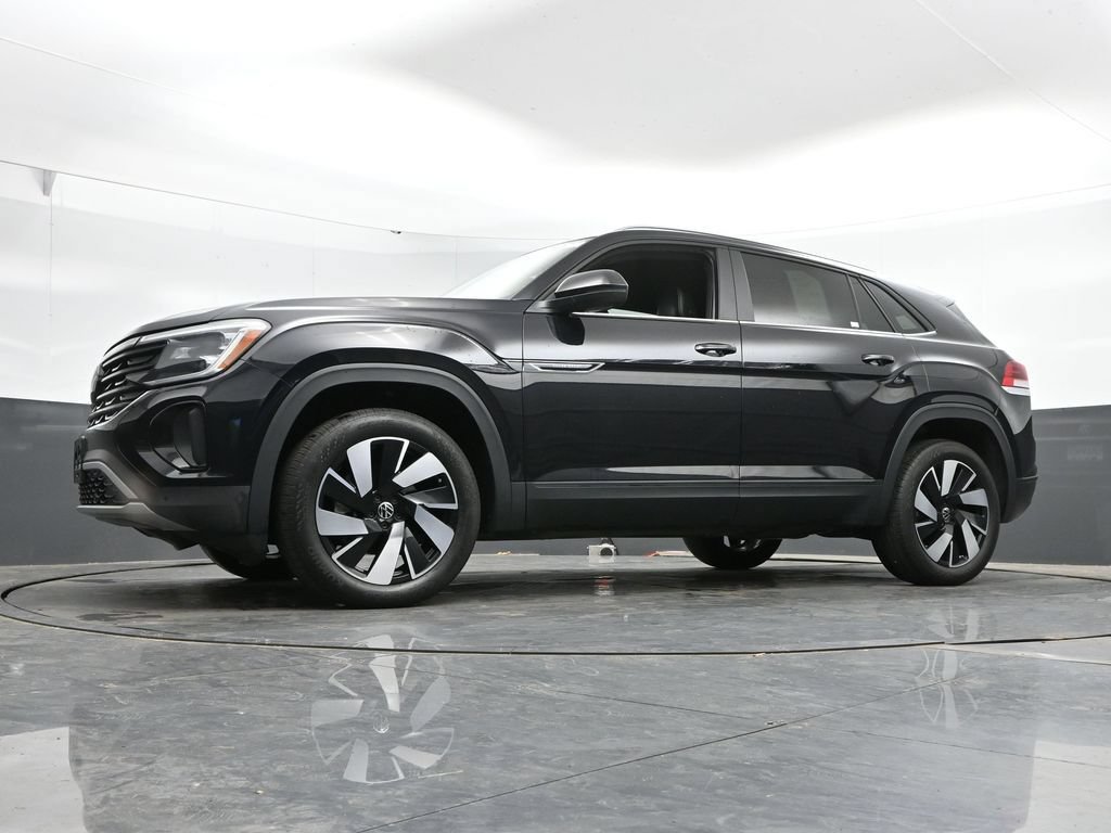 Used 2024 Volkswagen Atlas Cross Sport SE AWD/4WD image 44