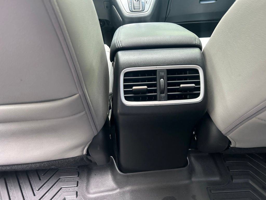 Used 2015 Honda CR-V Touring image 28