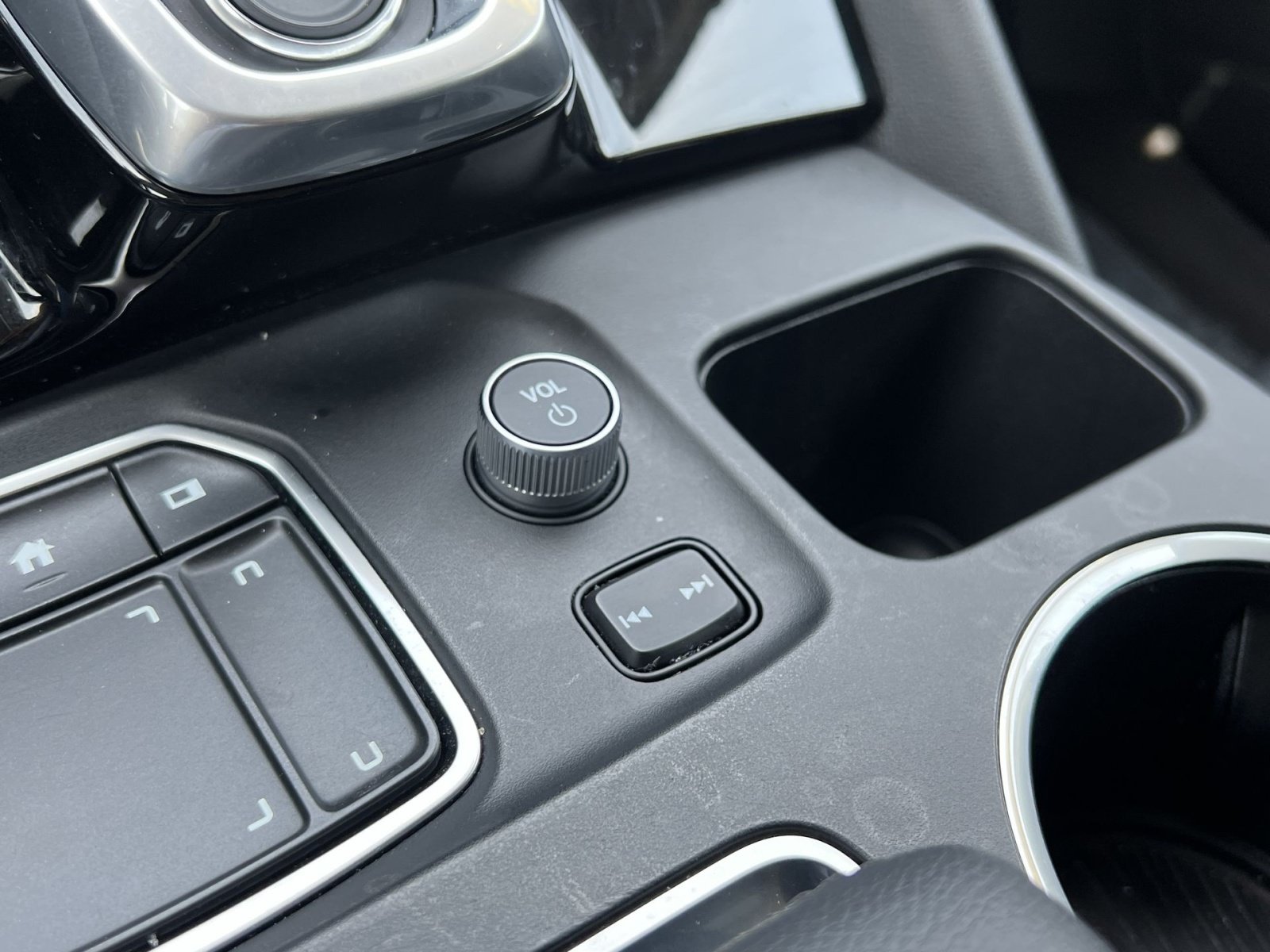 Certified 2023 Acura MDX SH-AWD image 15
