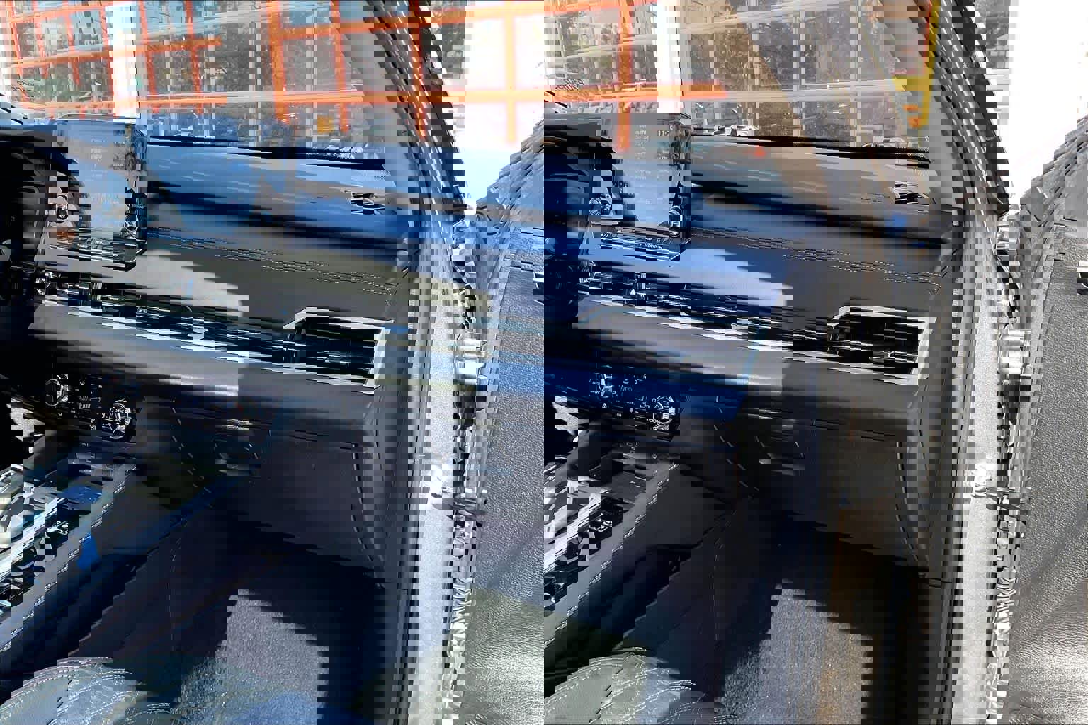 Used 2023 Mitsubishi Outlander SEL image 33