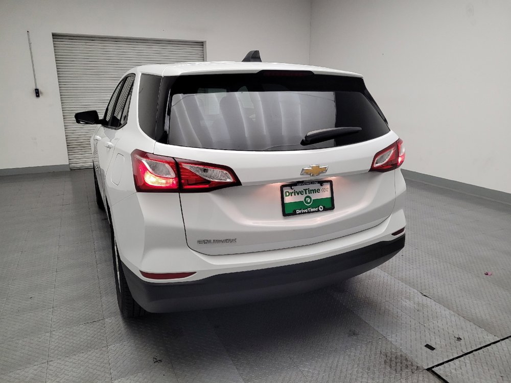 Used 2020 Chevrolet Equinox LS w/ LS Convenience Package image 6