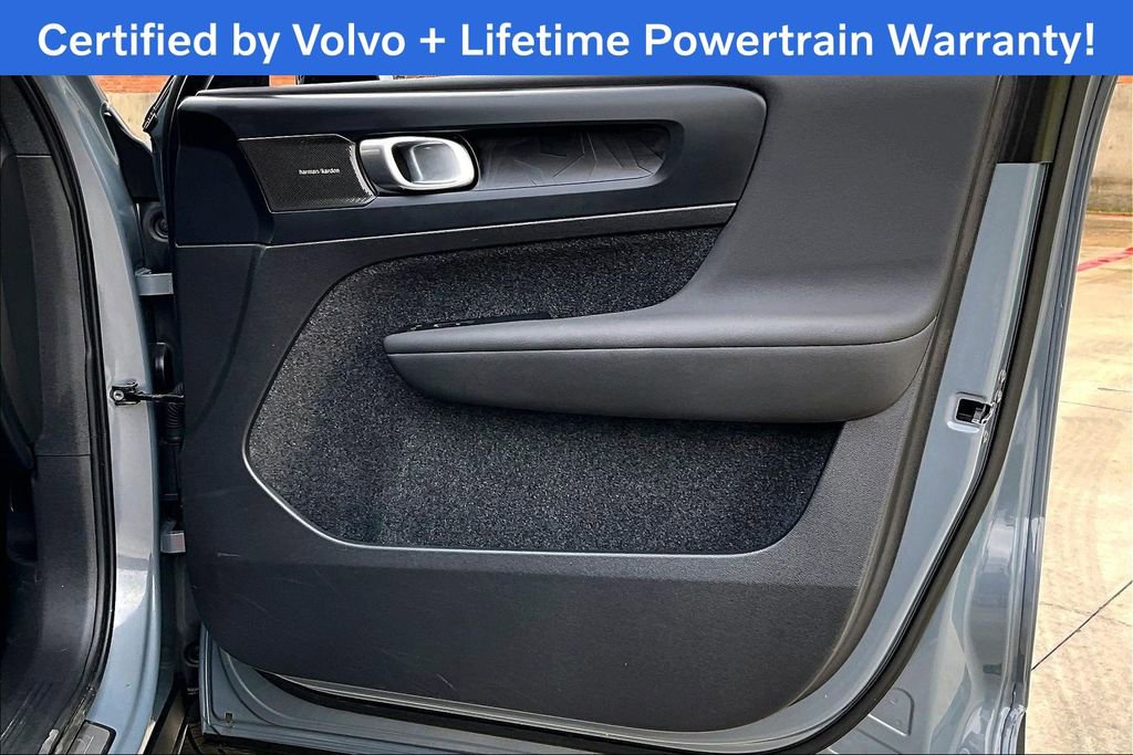 Certified 2023 Volvo C40 P8 Recharge Ultimate w/ Protection Package Premier image 24