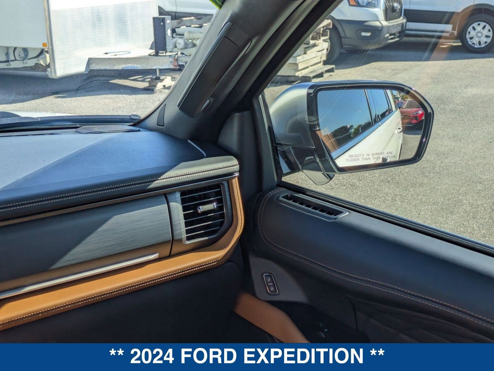 Certified 2024 Ford Expedition Platinum image 18