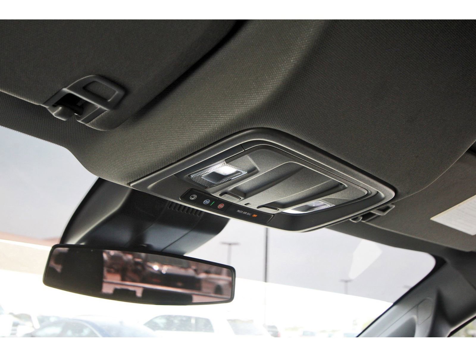 Used 2023 Chevrolet Silverado 1500 Custom image 24