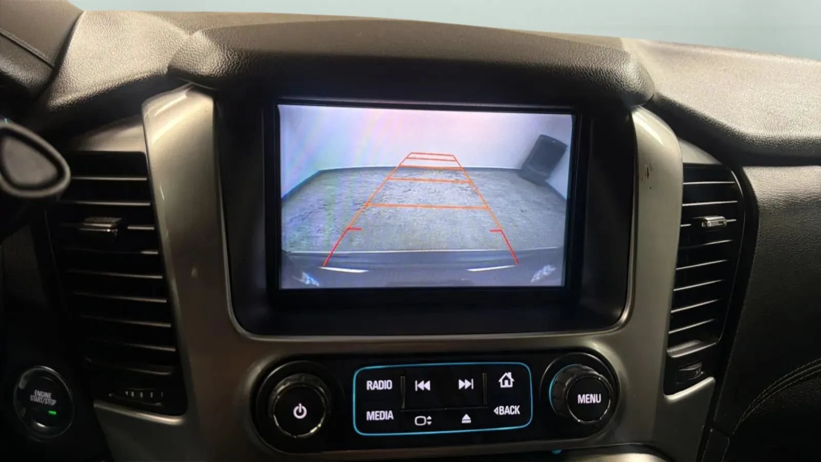 Used 2017 Chevrolet Suburban Premier RWD image 14