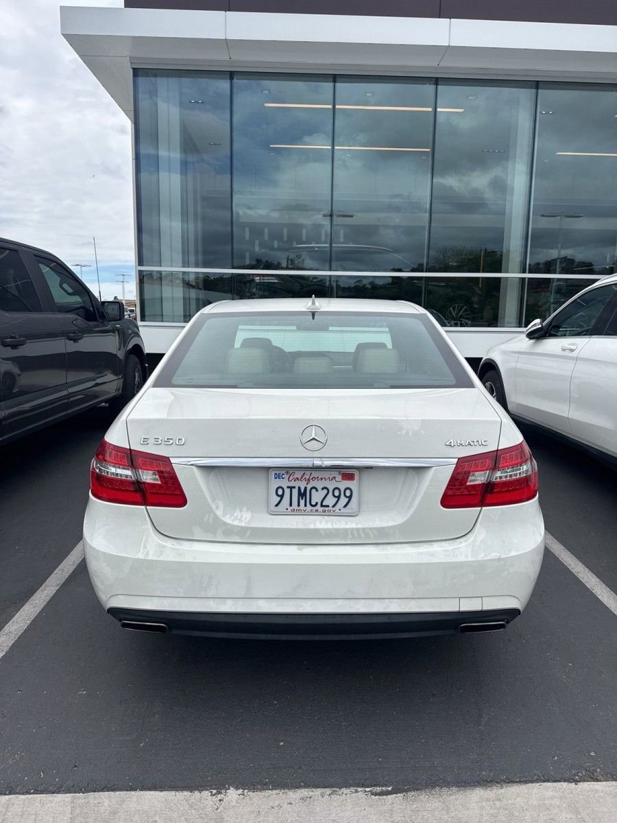 Used 2011 Mercedes-Benz E 350 4MATIC Sedan w/ Premium 1 Pkg image 4
