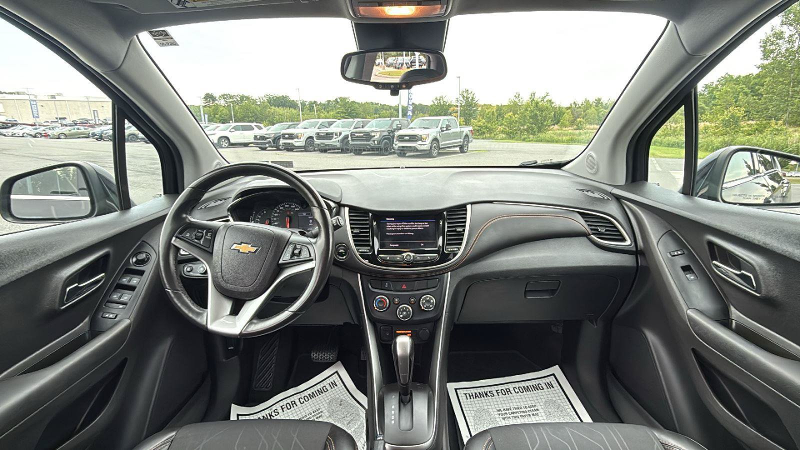 Used 2020 Chevrolet Trax LT w/ Driver Confidence Package AWD/4WD image 26