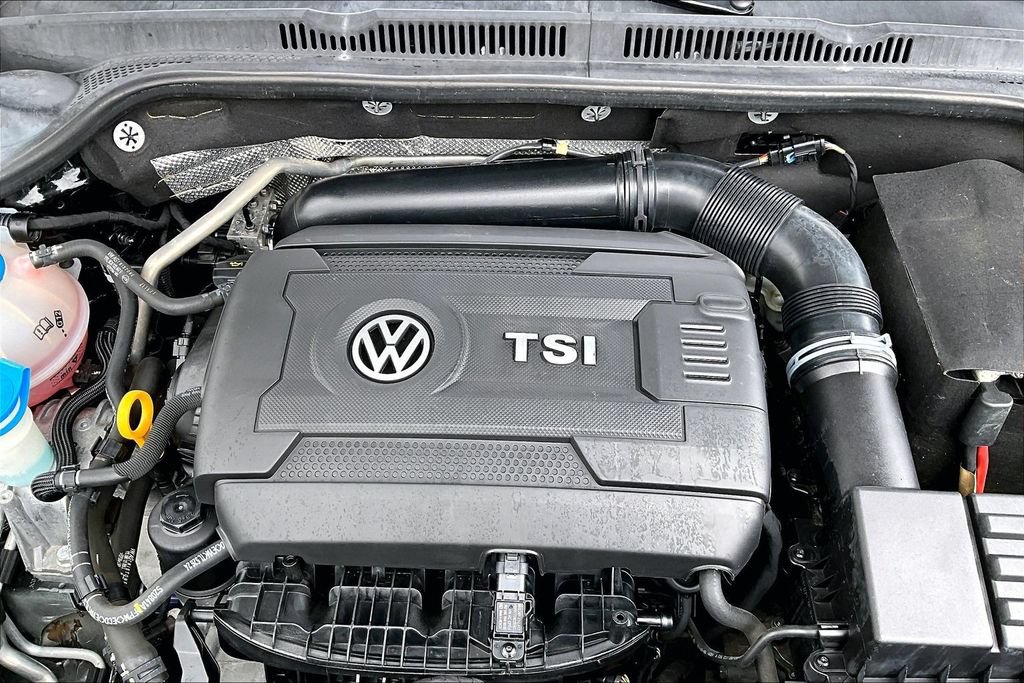 Used 2016 Volkswagen Jetta SEL FWD image 27
