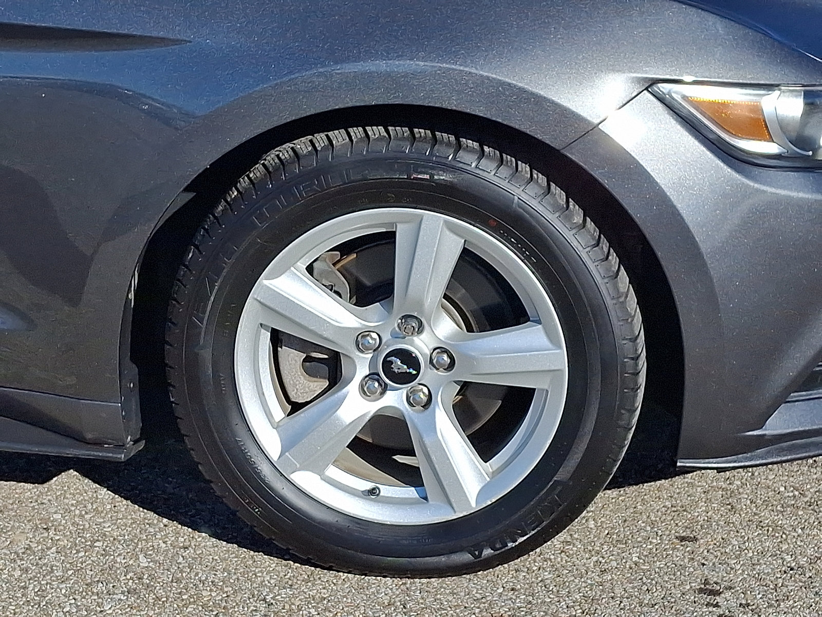 Used 2017 Ford Mustang Convertible image 9