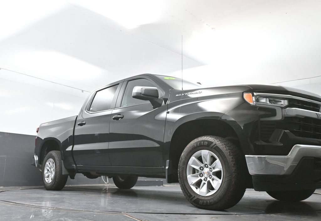 Used 2025 Chevrolet Silverado 1500 LT AWD/4WD image 50