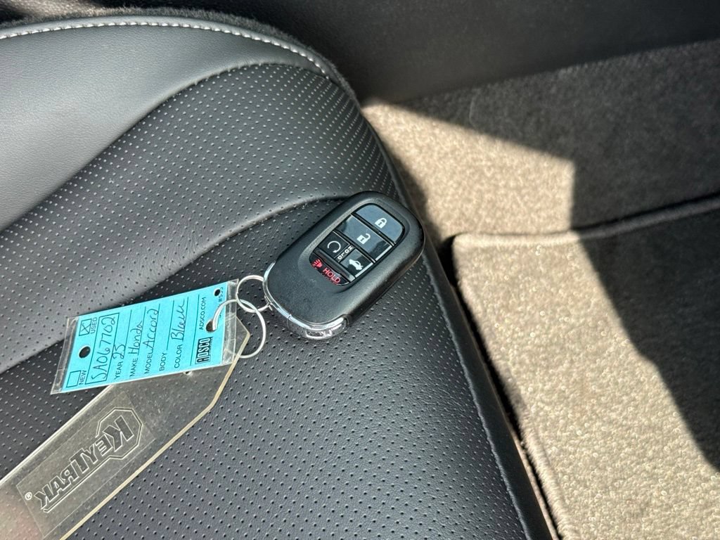 Used 2025 Honda Accord EX-L image 40
