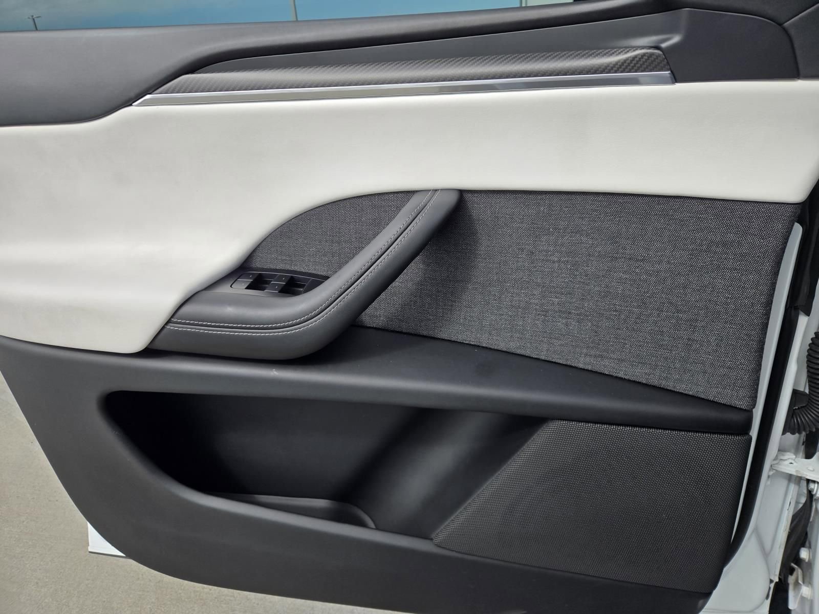 Used 2023 Tesla Model X Plaid AWD/4WD image 17