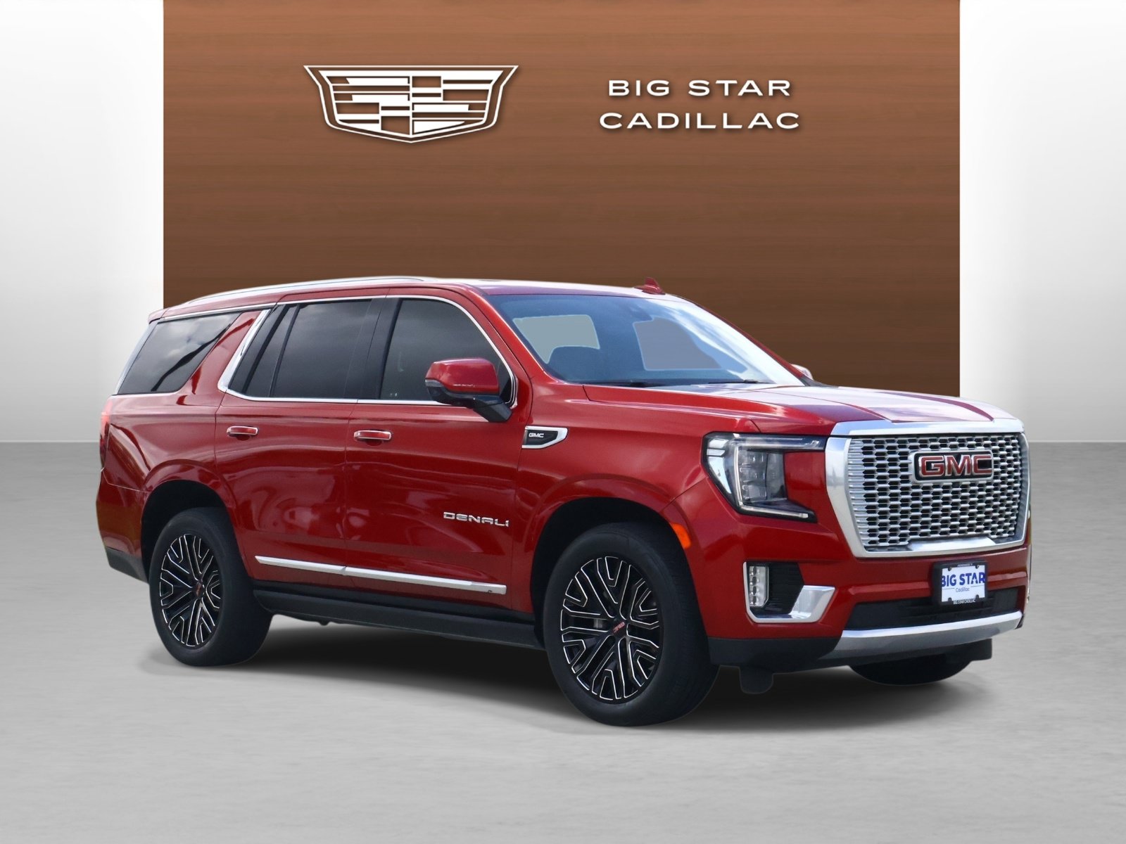 Used 2021 GMC Yukon Denali w/ Denali Premium Package RWD image 7