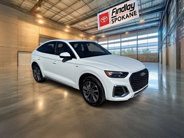 Used 2022 Audi Q5 2.0T Premium Plus image 2