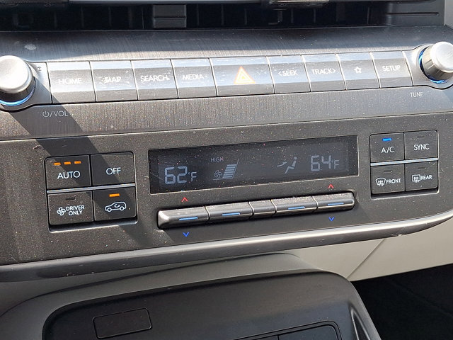 Certified 2024 Hyundai Kona SEL FWD image 15