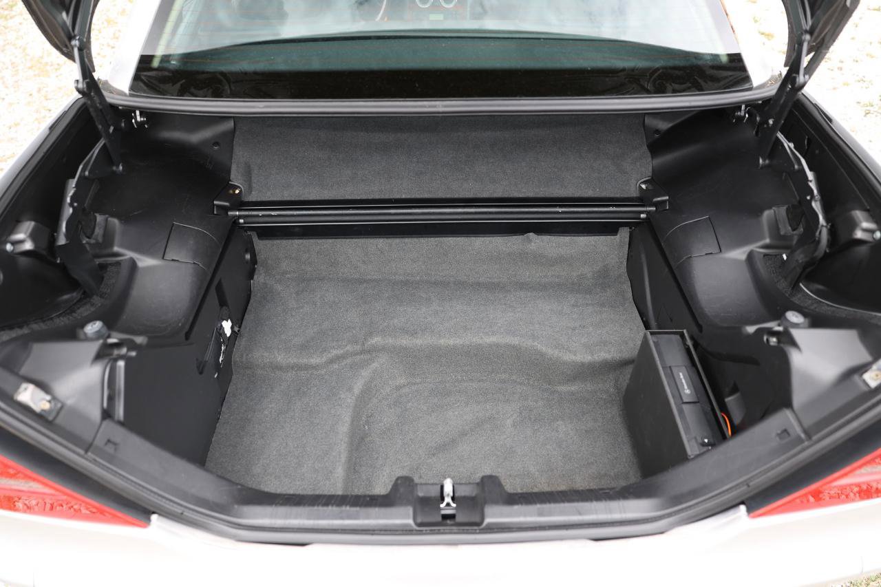 Used 2001 Mercedes-Benz SLK 320 image 8