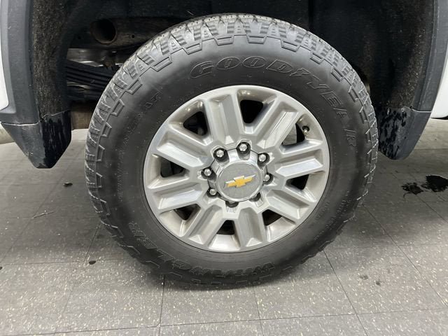 Certified 2024 Chevrolet Silverado 2500 High Country w/ High Country Premium Package AWD/4WD image 33
