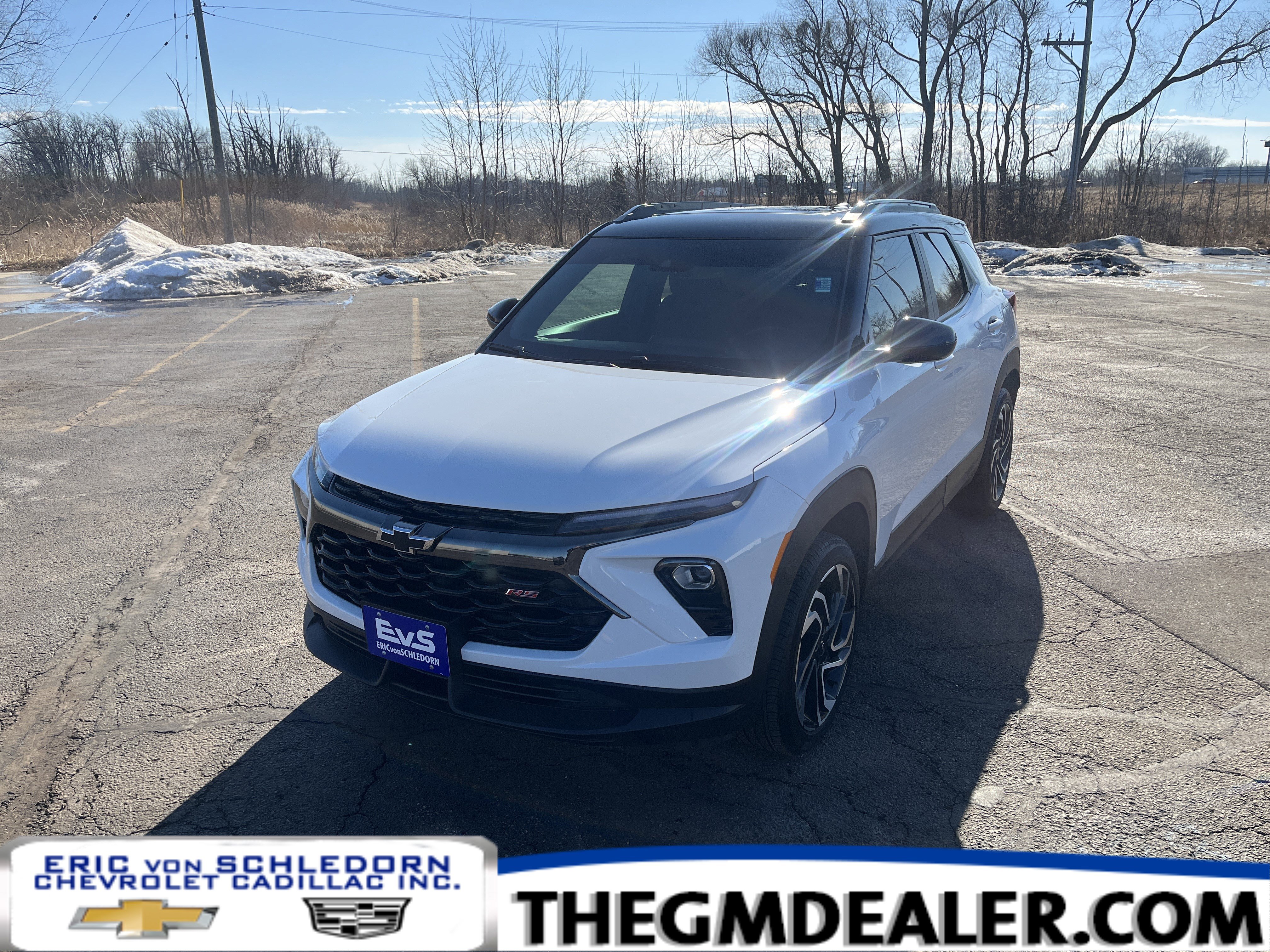 Used 2024 Chevrolet TrailBlazer RS w/ Convenience Package image 1