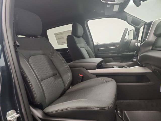 New 2026 RAM 1500 4x4 Crew Cab image 27