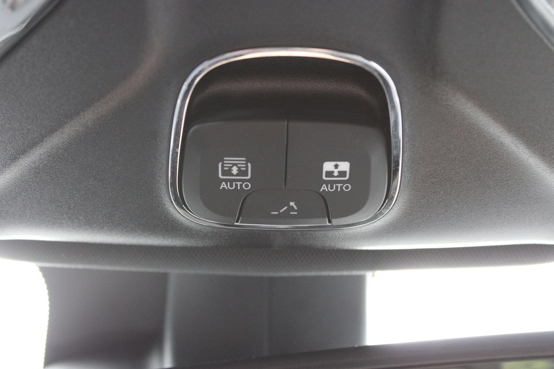 Used 2023 Jeep Compass High Altitude AWD/4WD image 57