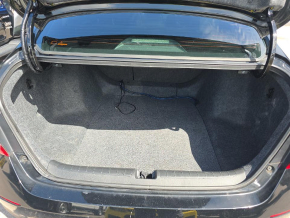 Used 2019 Honda Accord EX-L image 6