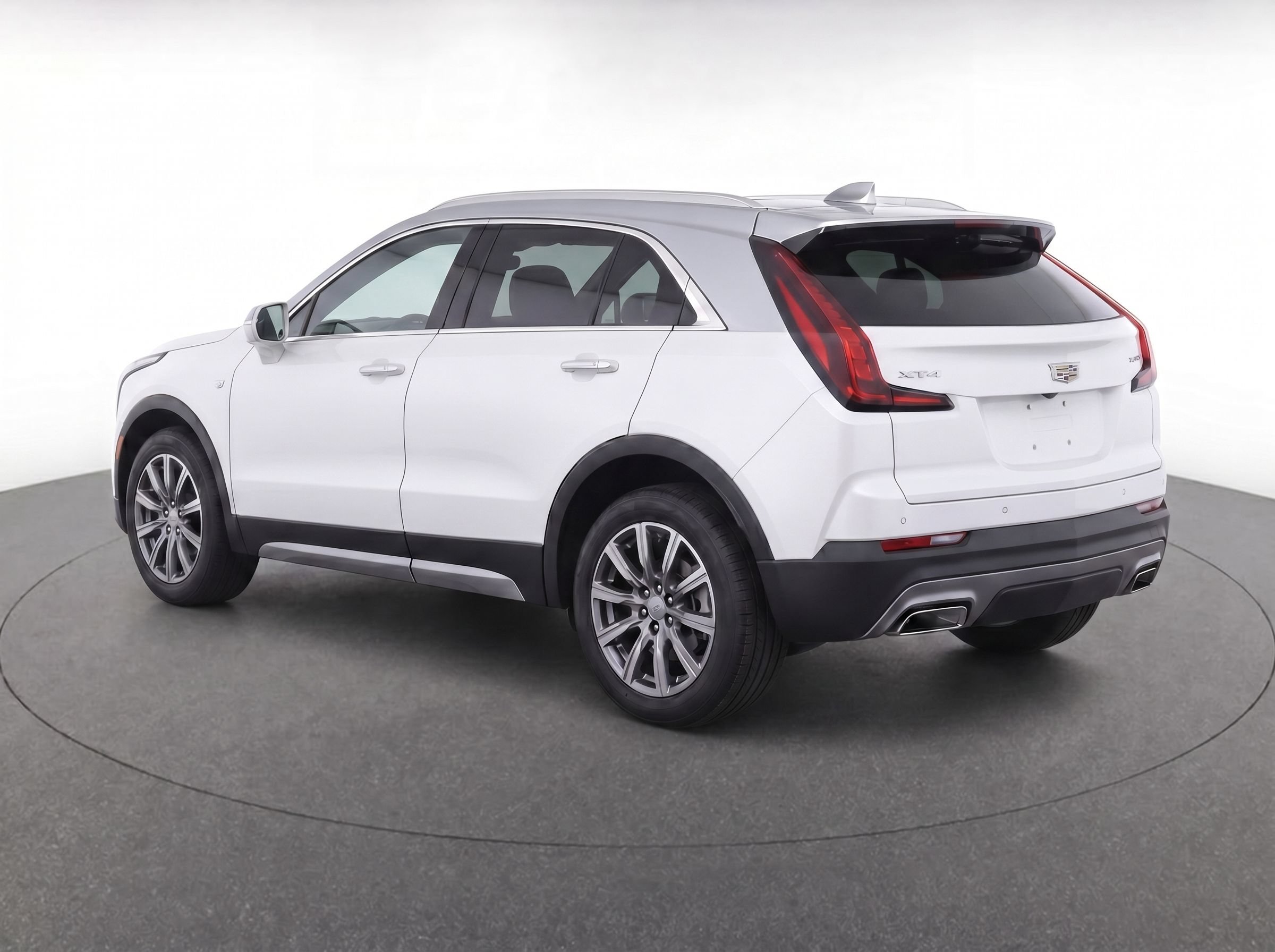 Certified 2023 Cadillac XT4 Premium Luxury FWD image 3