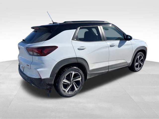 Certified 2023 Chevrolet TrailBlazer RS w/ Sun and Liftgate Package image 5