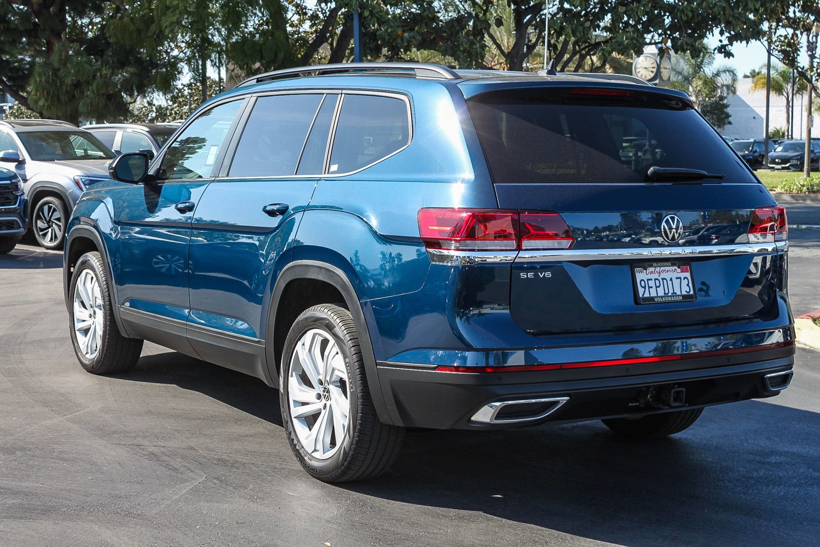 Certified 2023 Volkswagen Atlas SE image 8
