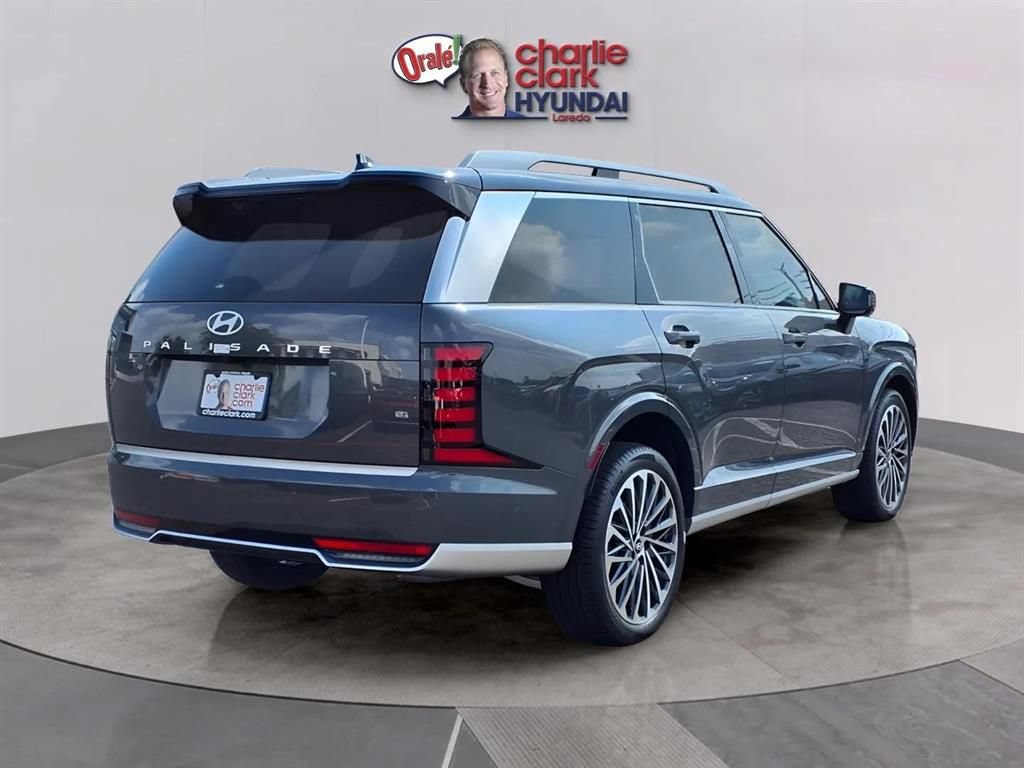 New 2026 Hyundai Palisade Calligraphy FWD image 5