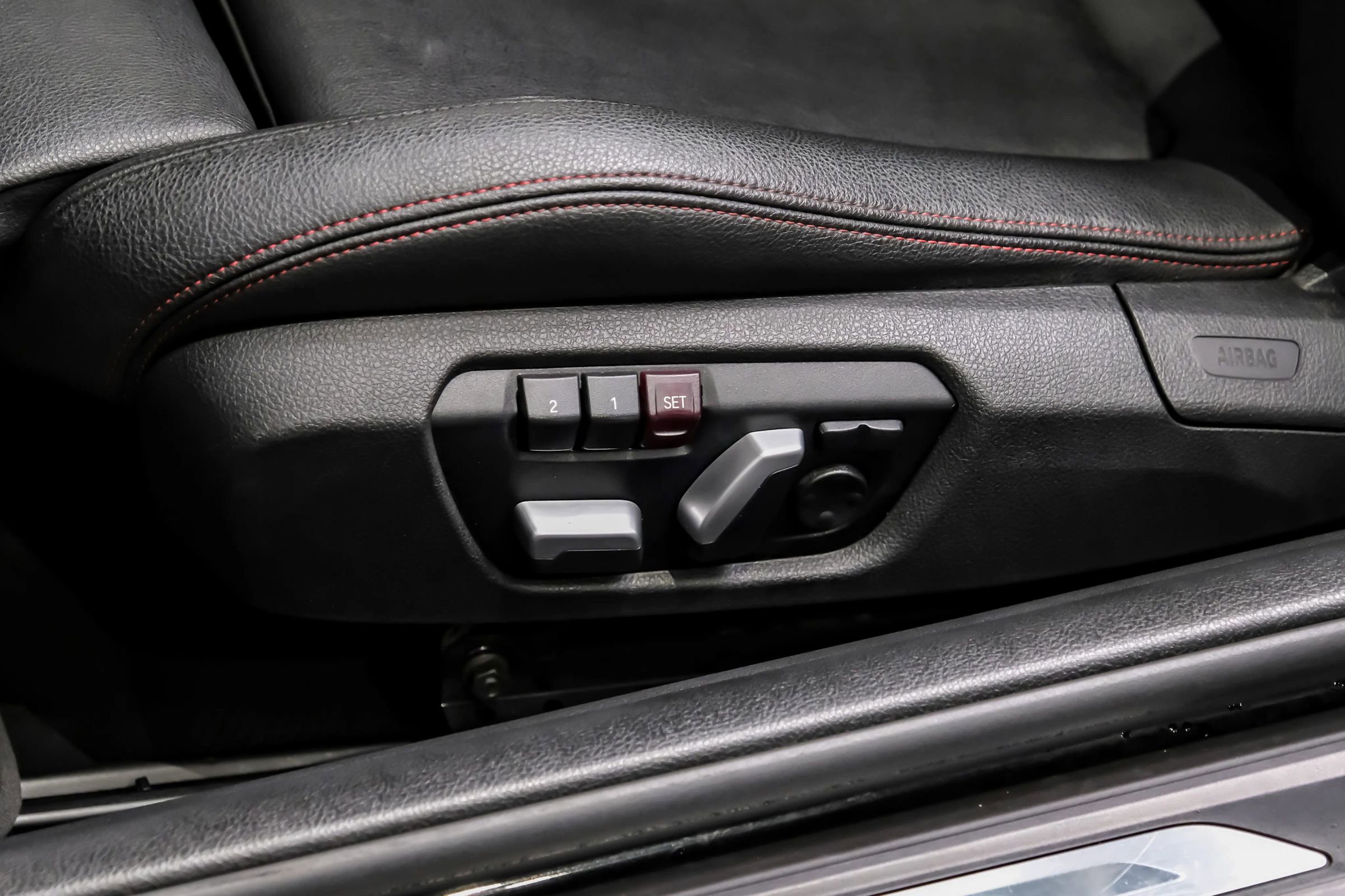 Used 2019 BMW 430i xDrive Coupe w/ Convenience Package image 31