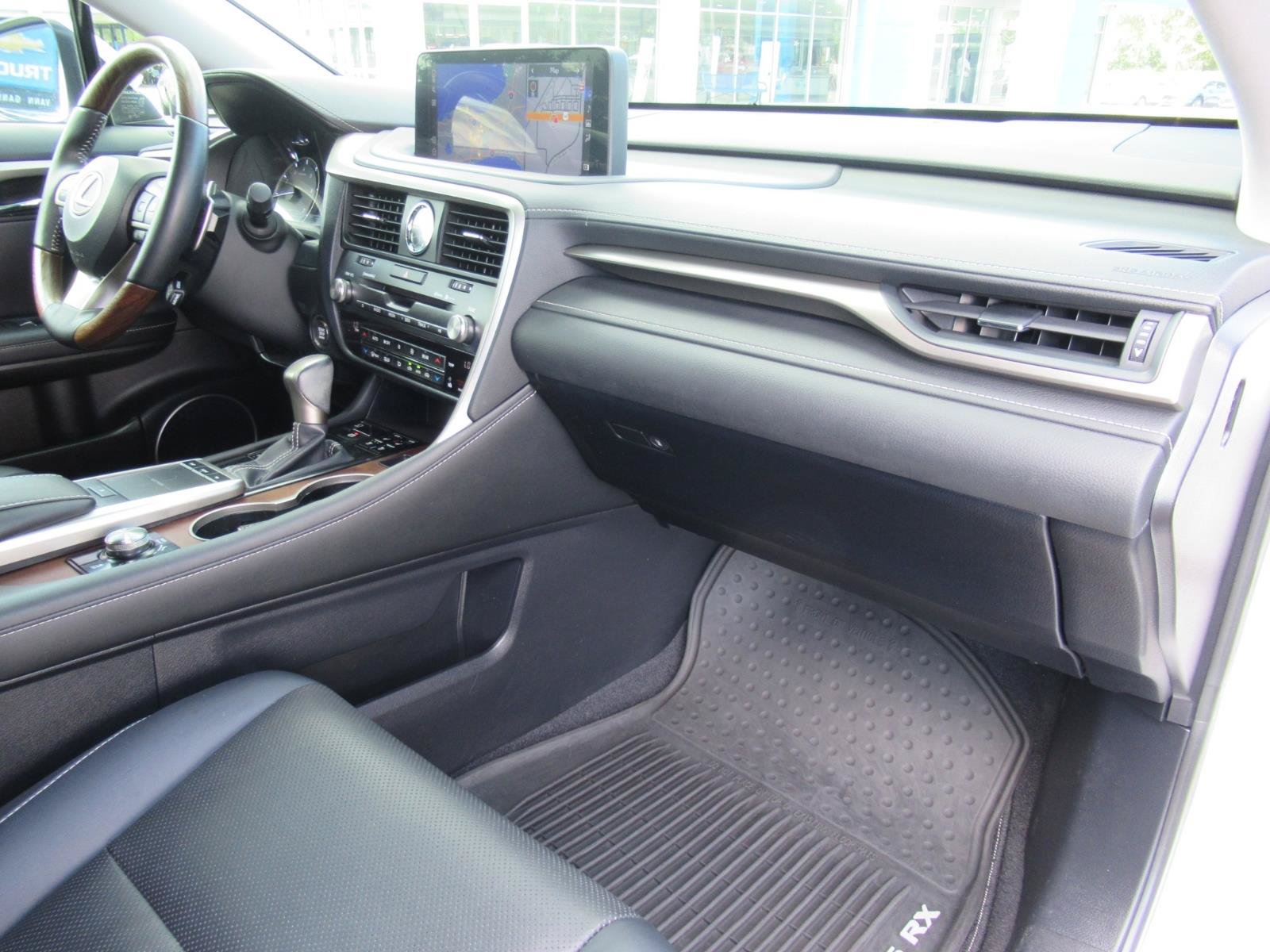 Used 2020 Lexus RX 350L FWD w/ Premium Package image 12