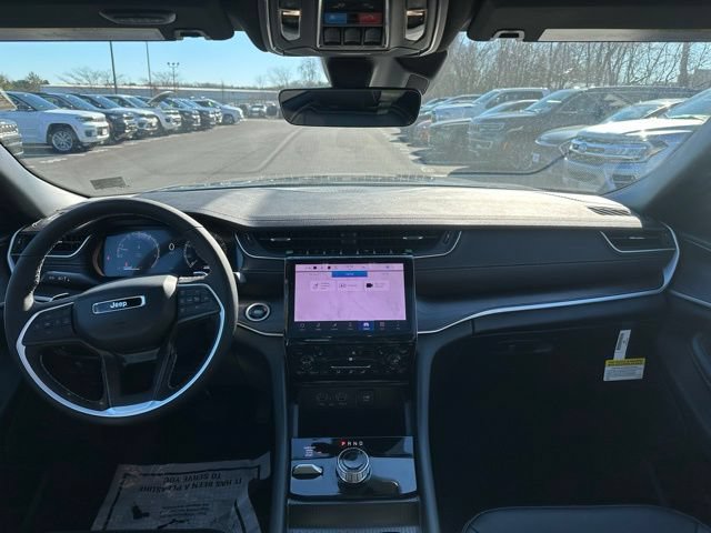 New 2025 Jeep Grand Cherokee L Limited AWD/4WD image 26