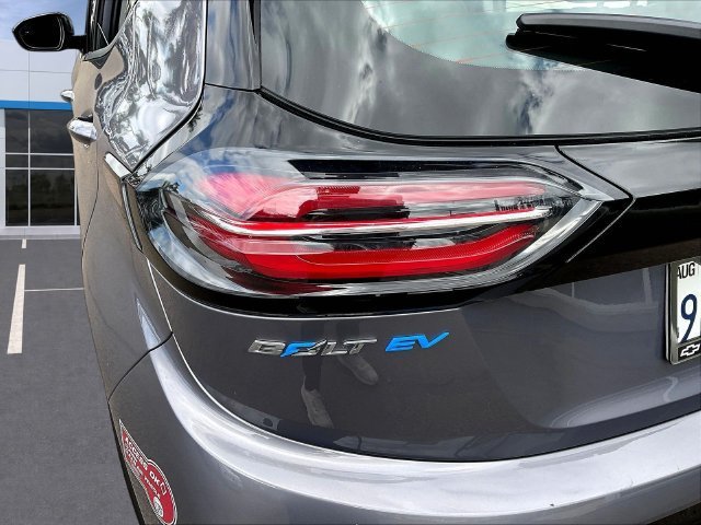 Used 2023 Chevrolet Bolt LT w/ Driver Confidence Package FWD image 25