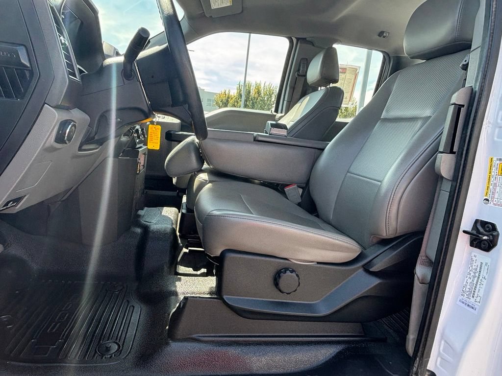 Used 2018 Ford F250 XL w/ Power Equipment Group AWD/4WD image 10