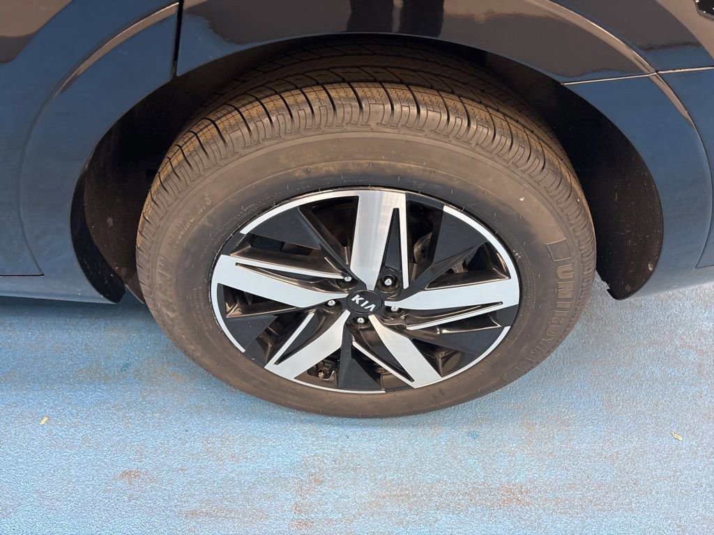 Used 2021 Kia Sorento S w/ Panoramic Sunroof Package image 22