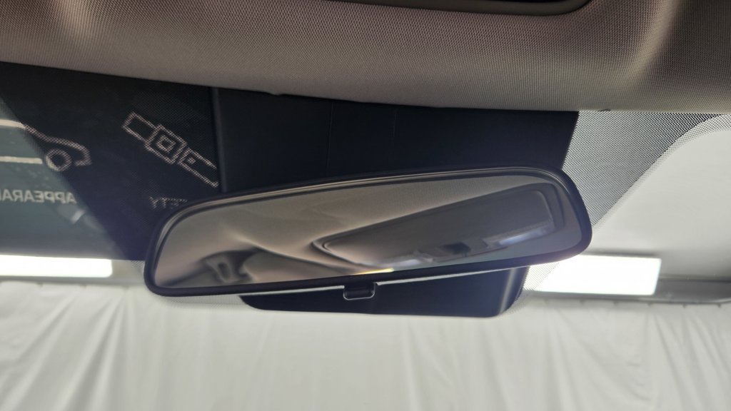Used 2025 Kia Telluride S AWD/4WD image 35