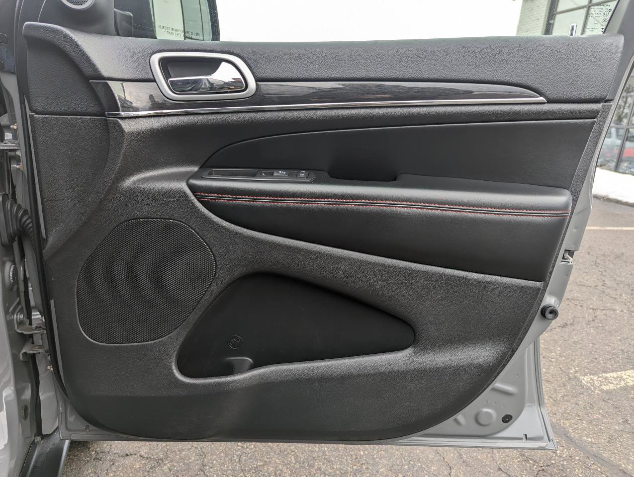 Used 2019 Jeep Grand Cherokee Trailhawk w/ Trailhawk Luxury Group image 25