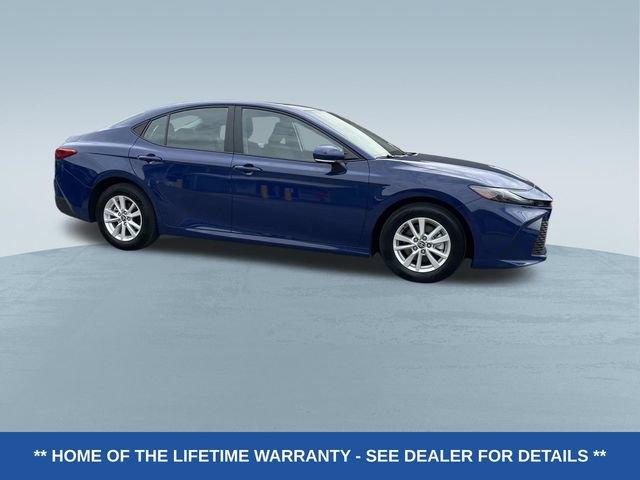 Used 2025 Toyota Camry LE w/ Convenience Package FWD image 2